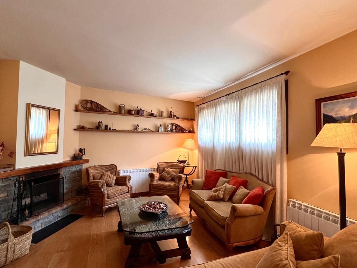 Apartament De La Vall Ferrera - L'Amfitriona Areu Buitenkant foto